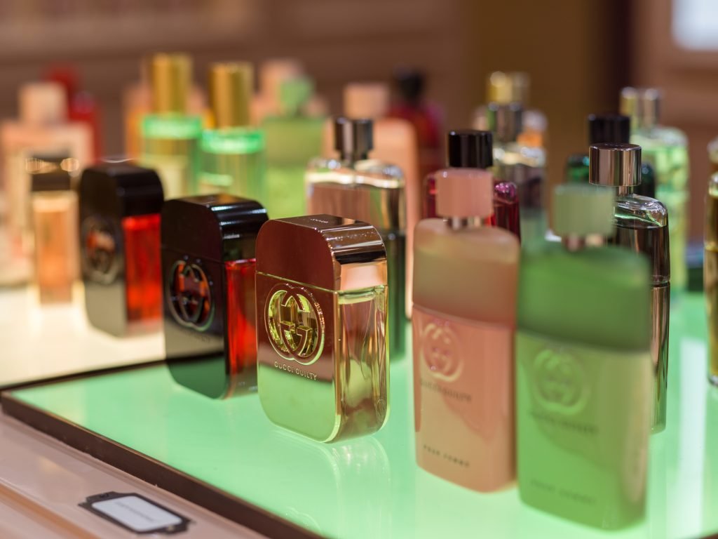 choosing perfumes