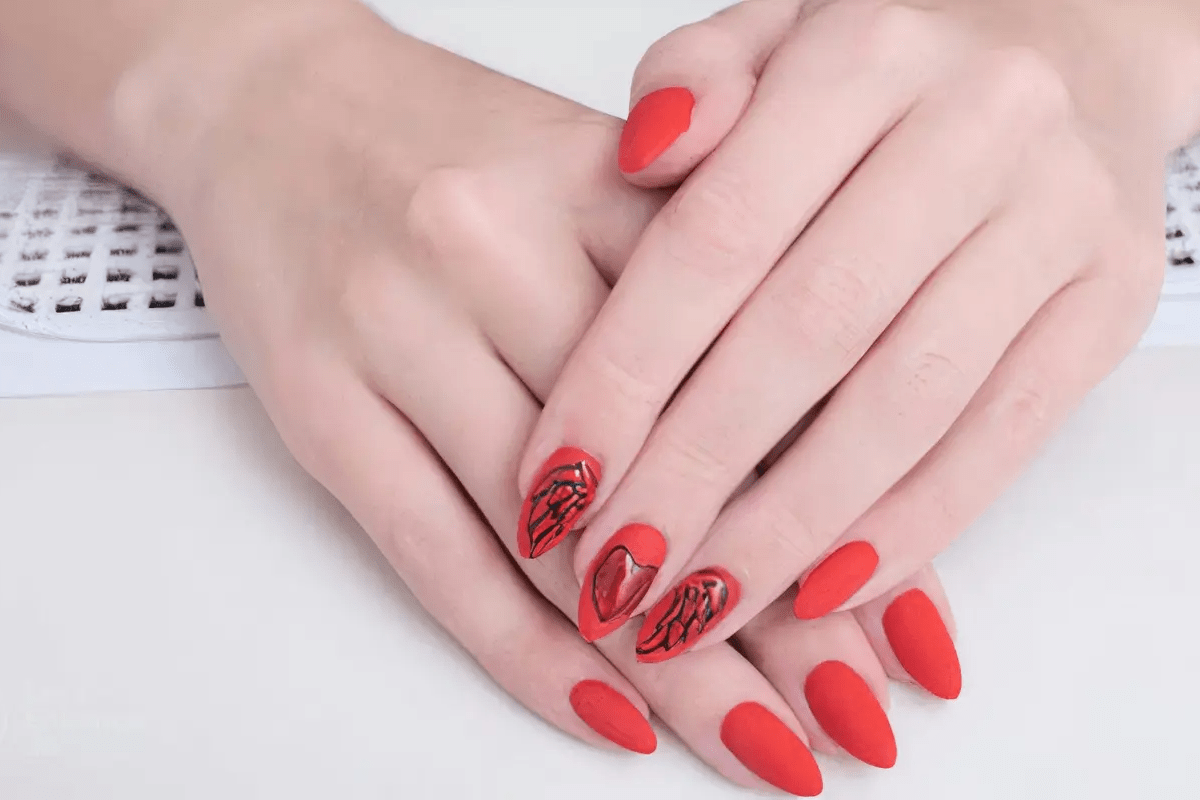 coffin baddie red acrylic nails